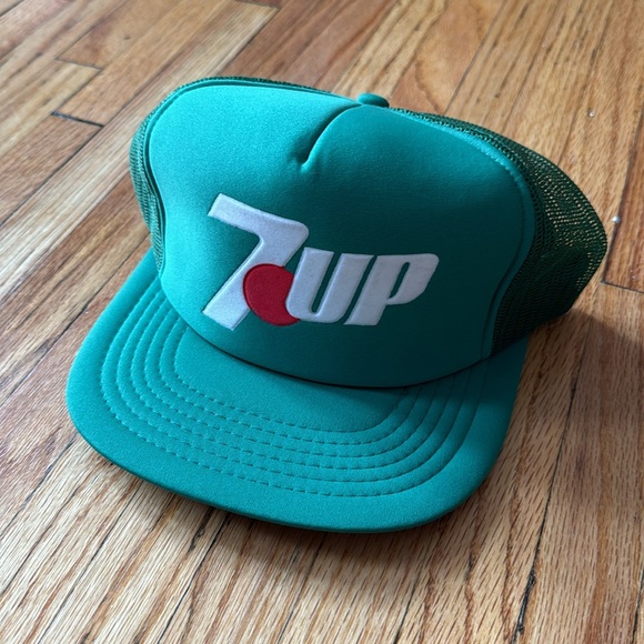 Vintage 7-Up Snapback / Trucker Style / 80s / 90s - Picture 3 of 6